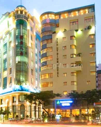 Bán khách sạn 3 sao 35 - 37 mặt tiền đường Lê Anh Xuân Quận 1