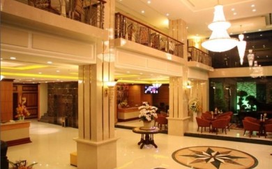 Bán khách sạn 3 sao mặt tiền Nguyễn Trãi Quận 1