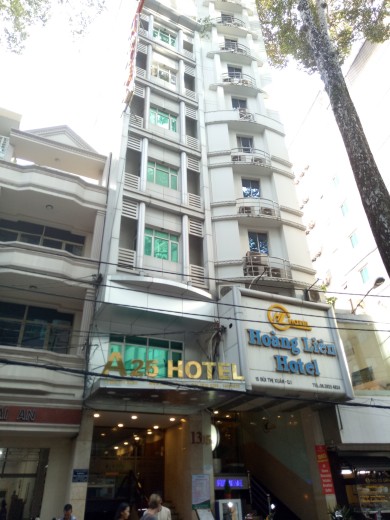 Bán khách sạn mặt tiền Bùi Thị Xuân Quận 1 DT 4x26 hầm lửng 8 lầu 70 tỷ