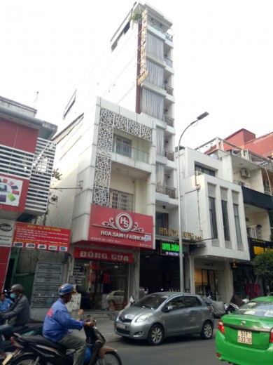 Bán nhà mặt tiền đường Nguyễn Trãi Phường Bến Thành Quận 1