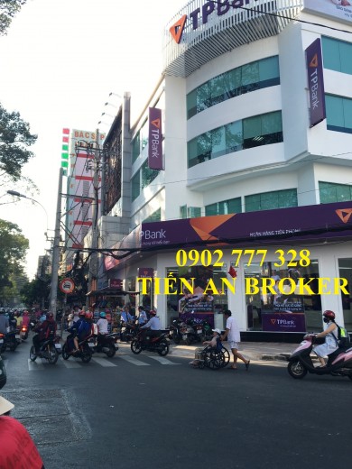 Bán nhà mặt tiền đường Trần Quang Khải Phường Tân Định Quận 1