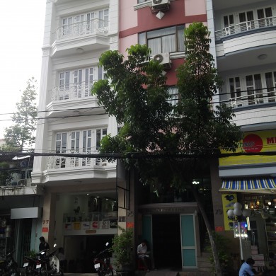Nhà cần bán gấp mặt tiền đường Nguyễn Đình Chiểu Quận 3